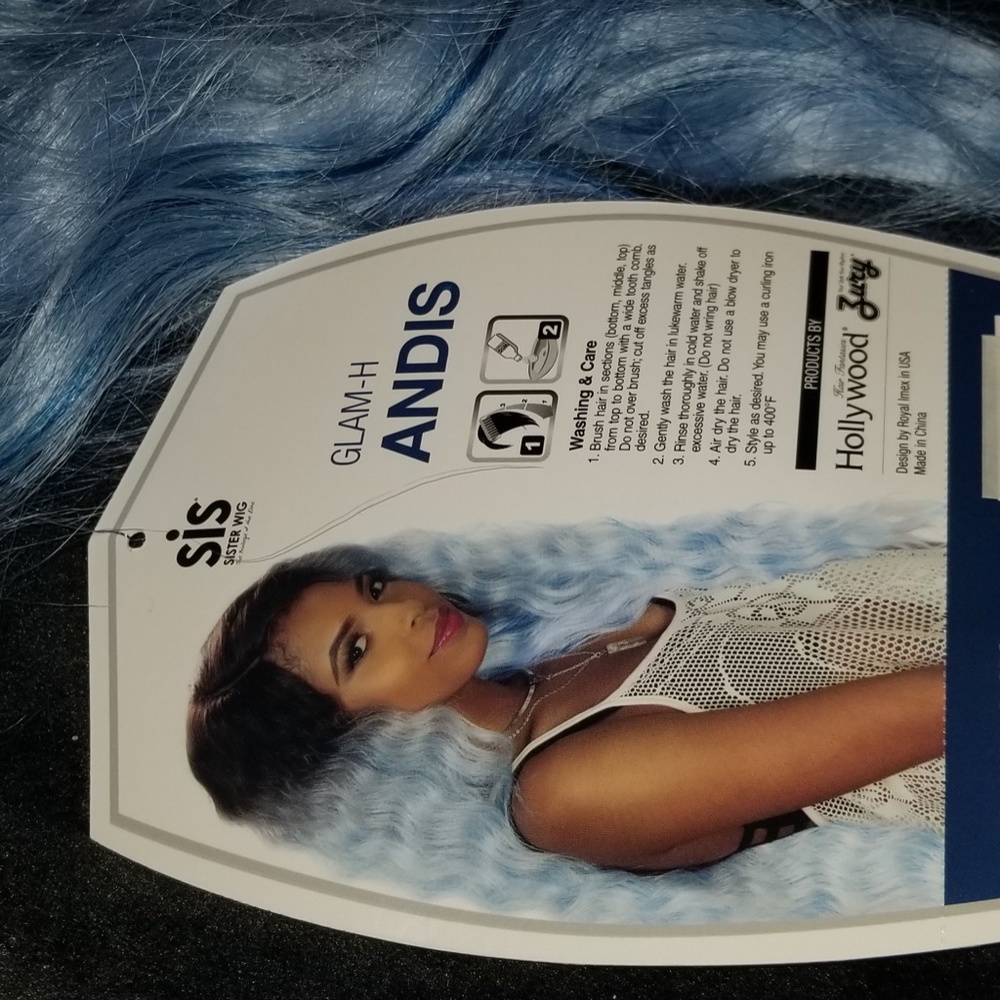 GLAM H ANDIS | Synthetic Lace Part Wig sky blue new - Picture 2 of 5